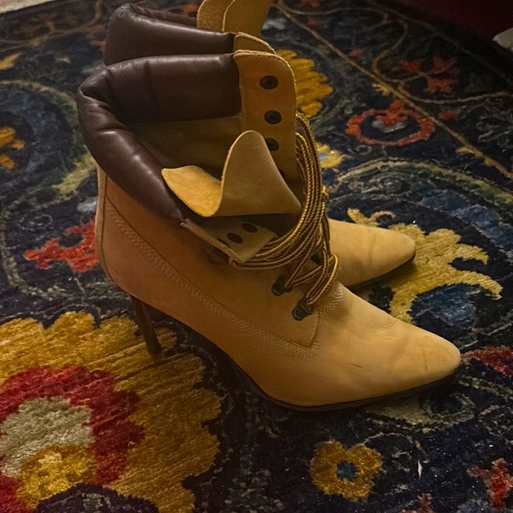 Manolo Blahnik x Timberland